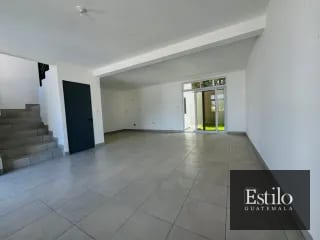 HERMOSA CASA EN VENTA HACIENDA LAS MERCEDES — Casa en Venta en San José Pinula, Guatemala, Ciudad — miniatura 7 de 12
