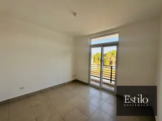 HERMOSA CASA EN VENTA HACIENDA LAS MERCEDES — Casa en Venta en San José Pinula, Guatemala, Ciudad — miniatura 2 de 12