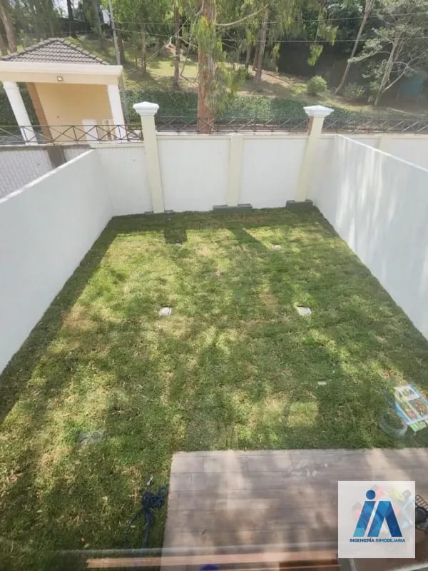 CASA EN VENTA📍Prados de Fraijanes, Km. 21.5 Carretera a Fraijanes  Descubre esta espectacular residencia — Casa en Venta en Fraijanes, Carretera a El Salvador, Guatemala, Ciudad — foto 6 de 11