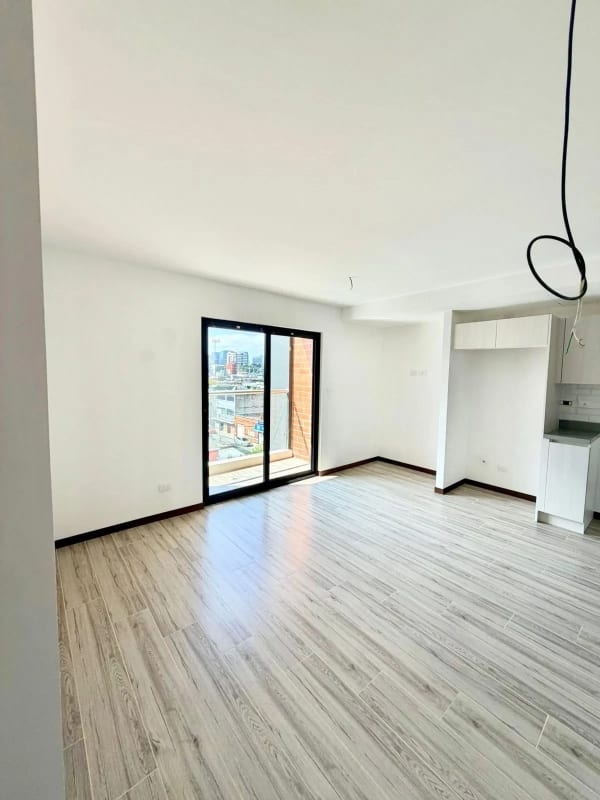 Alquilo Apartamento Nuevo Zona 10 — Apartamento en Alquiler en Zona 10, Guatemala, Ciudad — foto 3 de 17