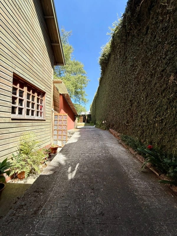 Casa en venta | 3 hab | 3 baños | Jardin — Casa en Venta en Santa Catarina Pinula, Guatemala, Ciudad — foto 4 de 14