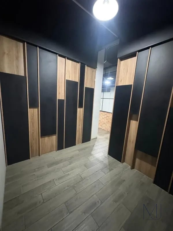 Oficina en Alquiler / Venta | Edificio Pialé | Zona 10 | Con terraza y jardín — Oficina en Venta en Pialé, Zona 10, Guatemala, Ciudad — foto 3 de 7