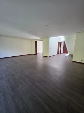 Venta Casa de Lujo - BURANAS - Km. 15.5, Carretera a El Salvador — Casa en Alquiler en Carretera a El Salvador, Guatemala, Ciudad — miniatura 5 de 9