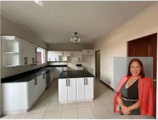 Amplia casa en venta en residencial Villas de Jacarandas de Cayala — Casa en Venta en Jacarandas de Cayalá, Zona 16, Guatemala, Ciudad — miniatura 2 de 17