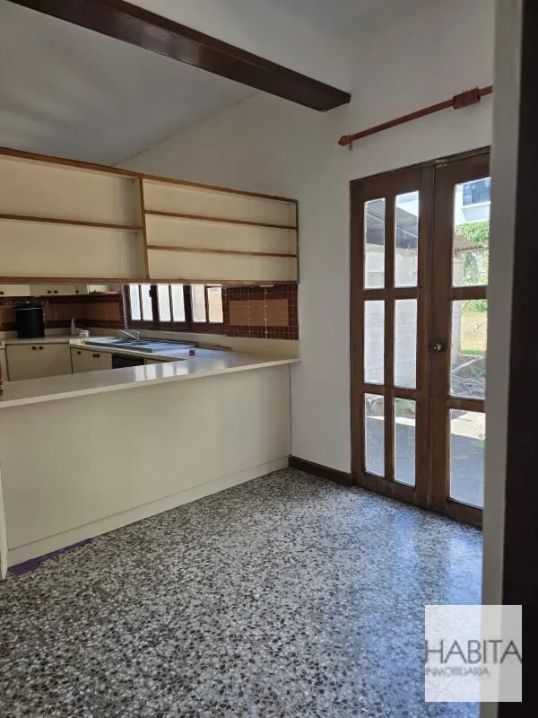 Propiedad en Alquiler para Oficinas o Negocio, San Cristóbal zona 8 de Mixco — Casa en Alquiler en Zona 8 Mixco, Guatemala, Ciudad — foto 8 de 17