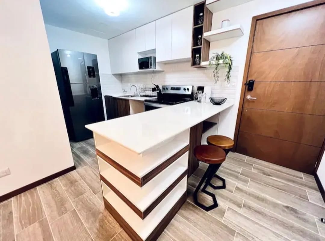APARTAMENTO AMUEBLADO EN RENTA ZONA 14 - CONDADO CATORCE — Apartamento en Alquiler en Condado La Villa, Zona 14, Guatemala, Ciudad — foto 8 de 17