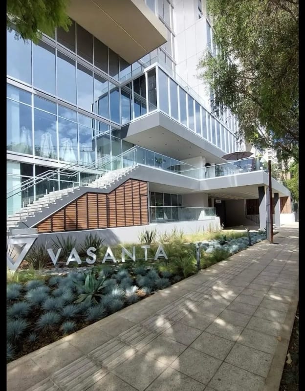 VENTA: LINDO APARTAMENTO AMUEBLADO / VASANTA ZONA 10 — Apartamento en Venta en Vasanta, Zona 10, Guatemala, Ciudad — foto 6 de 12