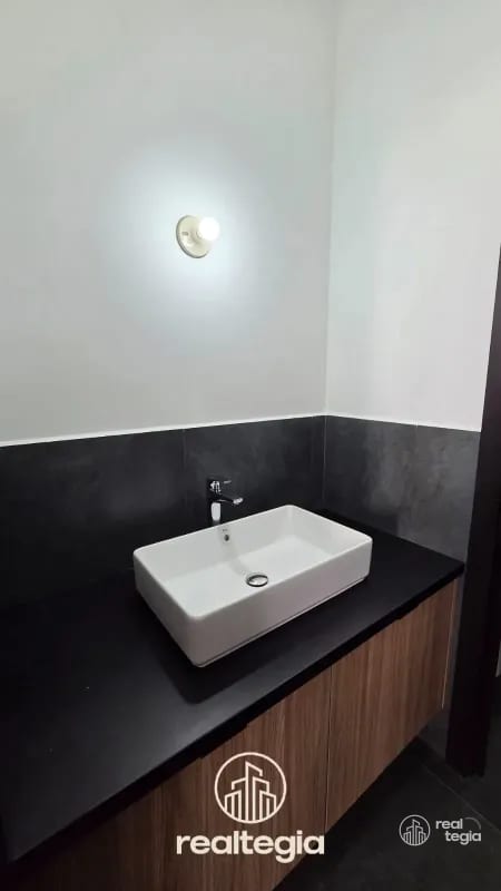 APARTAMENTO NOGALES DE CAYALÁ ZONA 16 — Apartamento en Venta en Zona 16, Guatemala, Ciudad — foto 4 de 10