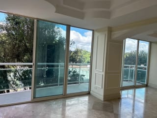 Apartamento en venta, de 2 niveles, Edificio Villa Risho, zona 14 — Apartamento en Venta en Villa Risho, Zona 14, Guatemala, Ciudad — miniatura 1 de 10