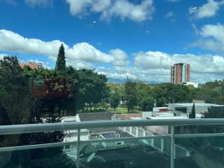 Apartamento en venta, de 2 niveles, Edificio Villa Risho, zona 14 — Apartamento en Venta en Villa Risho, Zona 14, Guatemala, Ciudad — miniatura 5 de 10