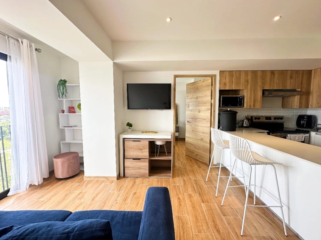 Para extranjeros, apto amueblado/ 2 dorm — Apartamento en Alquiler en Zona 9, Guatemala, Ciudad — foto 11 de 15