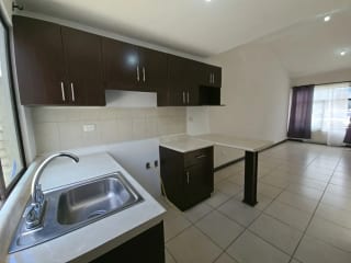 Se renta casa, 3 hab, Condado Santa Fé, CAES, Q2,900 — Casa en Alquiler en Carretera a El Salvador, Guatemala, Ciudad — miniatura 8 de 10
