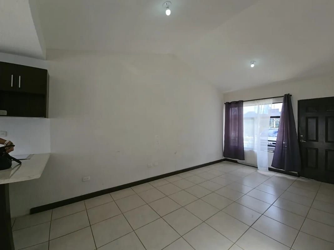 Se renta casa, 3 hab, Condado Santa Fé, CAES, Q2,900 — Casa en Alquiler en Carretera a El Salvador, Guatemala, Ciudad — foto 2 de 10