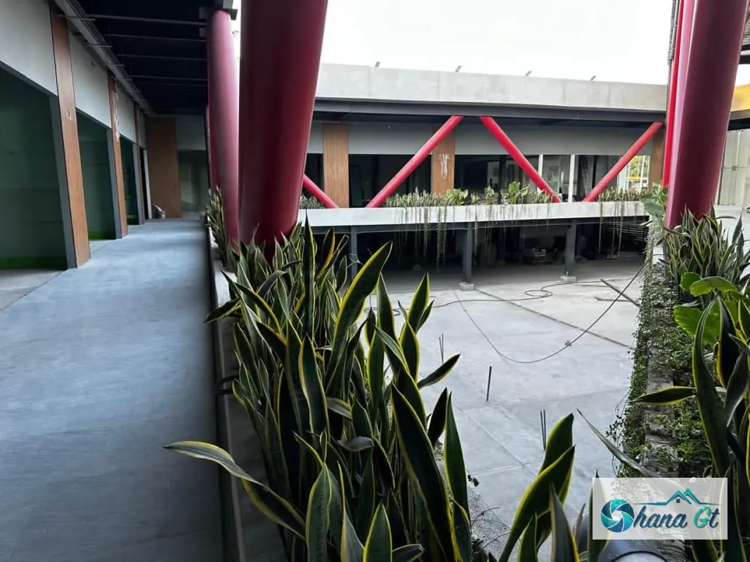 LOCAL DISPONIBLE EN CENTRO COMERCIAL NUEVO EN CHIQUIMULA — Local en Alquiler en Chiquimula, Chiquimula — foto 4 de 12