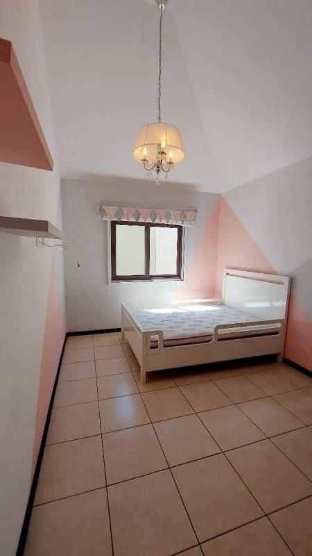 Alquilo casa Vistas de San Isidro de 3 Niveles — Casa en Alquiler en Vistas de San Isidro, Zona 16, Guatemala, Ciudad — foto 4 de 17