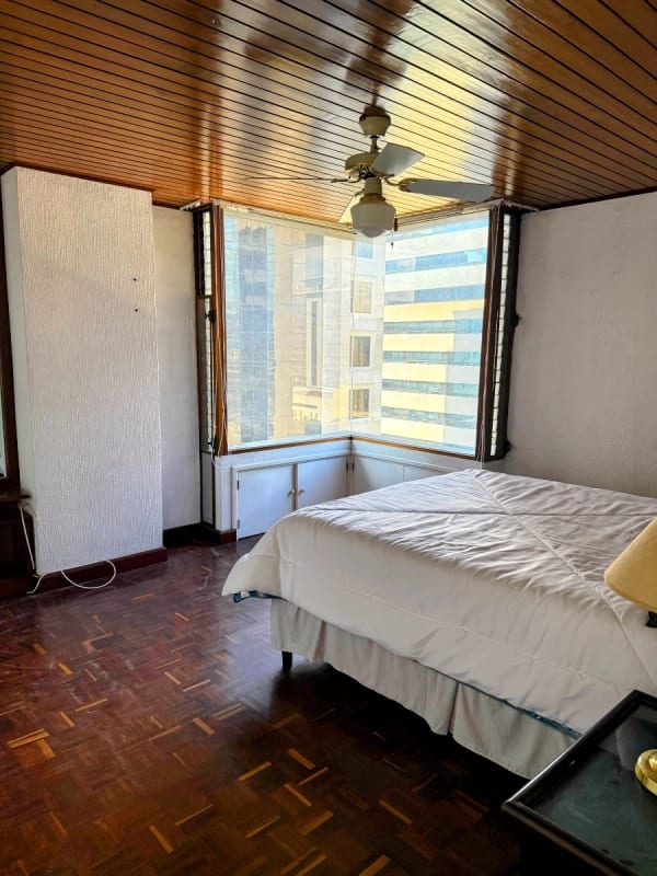 Apto en Renta $1,000/Venta $245,00 — Apartamento en Venta en Zona 10, Guatemala, Ciudad — foto 5 de 7