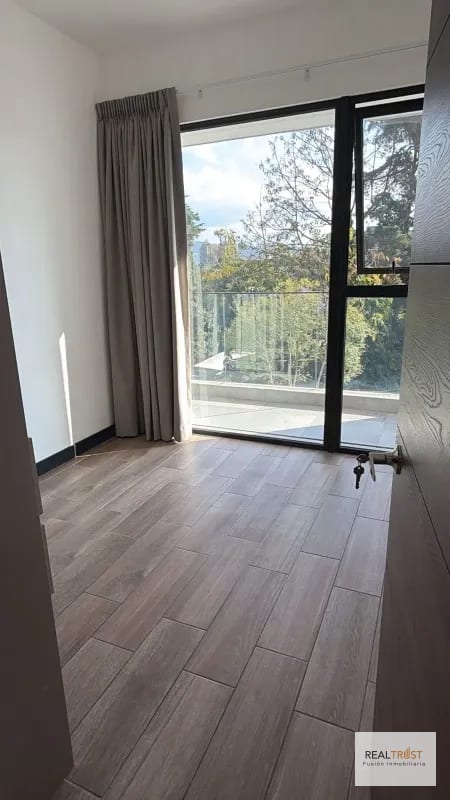 Apartamento en renta ubicado cerca de la universidad marroquín — Apartamento en Alquiler en Zona 10, Guatemala, Ciudad — foto 9 de 9