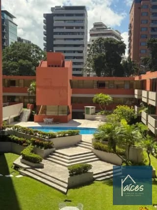 Townhouse/apto en venta VILLA REAL Zona 10 (D) — Apartamento en Venta en Villareal, Zona 10, Guatemala, Ciudad — miniatura 1 de 10