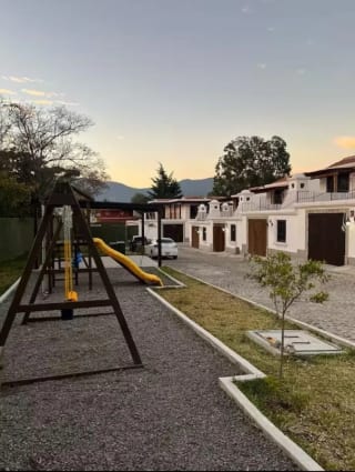casa en renta en Antigua guatemala — Casa en Alquiler en Antigua, Sacatepéquez — miniatura 2 de 9