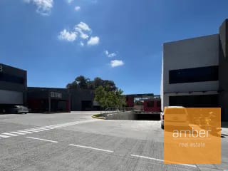 Ofibodegas Bouganvilias, Calzada la Paz, zona 18 — Bodega / Ofibodega en Alquiler en Zona 18, Guatemala, Ciudad — miniatura 2 de 9