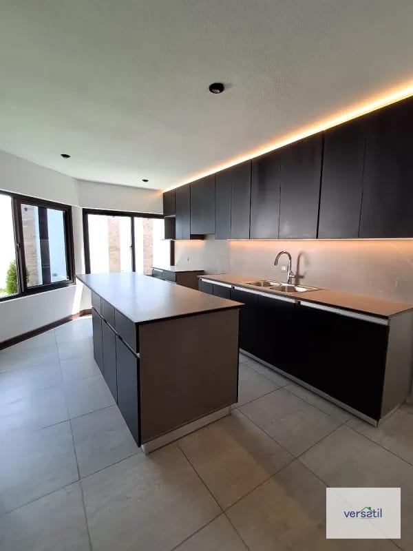 Hermosa casa en Venta LOS Manantiales (copia) — Casa en Venta en km 16-20, Carretera a El Salvador, Guatemala, Ciudad — foto 1 de 15