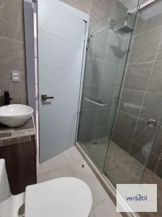 Hermosa casa en Venta LOS Manantiales (copia) — Casa en Venta en km 16-20, Carretera a El Salvador, Guatemala, Ciudad — miniatura 2 de 15