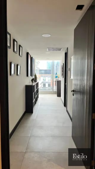 OFICINA EN VENTA, EDIFICIO VASANTA ZONA 10 — Oficina en Venta en Vasanta, Zona 10, Guatemala, Ciudad — miniatura 3 de 4