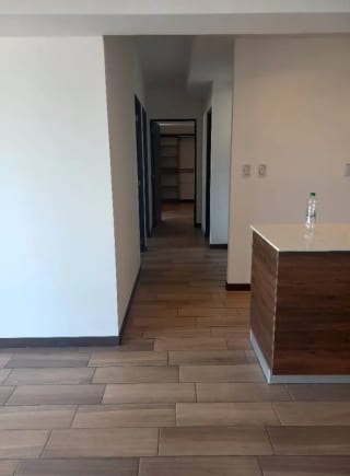 *VENDO/ RENTO APARTAMENTO EN ZONA 13 EDIFICIO TORRE PAMPLONA — Apartamento en Venta en Torre Pamplona 1ra Calle, Zona 13, Guatemala, Ciudad — miniatura 7 de 8