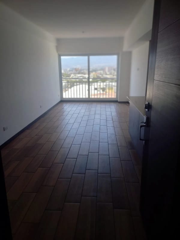 *VENDO/ RENTO APARTAMENTO EN ZONA 13 EDIFICIO TORRE PAMPLONA — Apartamento en Venta en Torre Pamplona 1ra Calle, Zona 13, Guatemala, Ciudad — foto 5 de 8