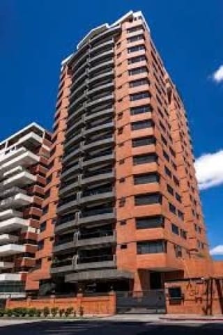 APARTAMENTO EN VENTA EXCLUSIVO EDIFICIO SAN ÁNGEL ZONA 14 — Apartamento en Venta en Zona 14, Guatemala, Ciudad — miniatura 1 de 13