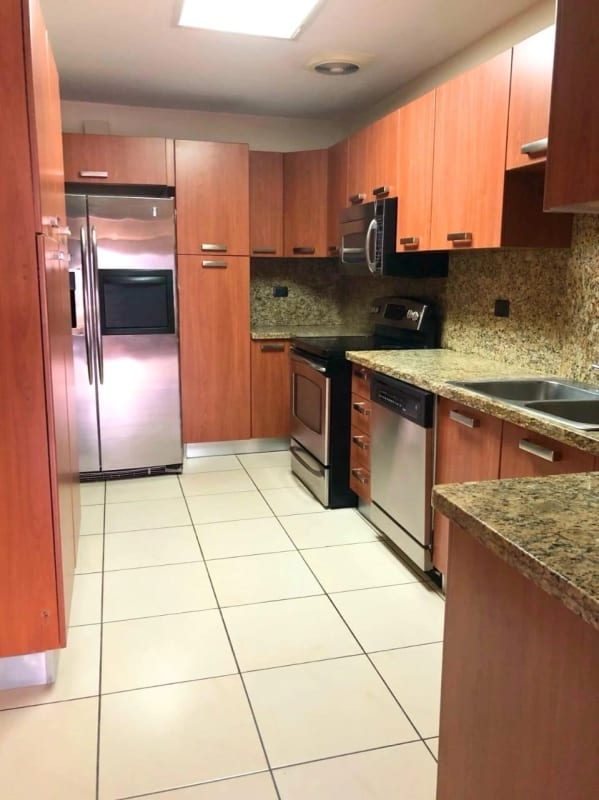 APARTAMENTO EN VENTA EXCLUSIVO EDIFICIO SAN ÁNGEL ZONA 14 — Apartamento en Venta en Zona 14, Guatemala, Ciudad — foto 11 de 13