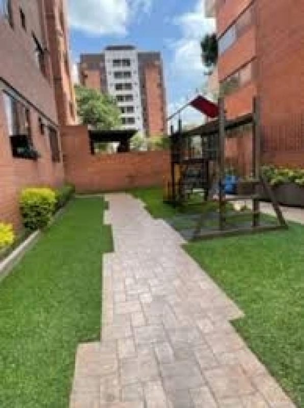 APARTAMENTO EN VENTA EXCLUSIVO EDIFICIO SAN ÁNGEL ZONA 14 — Apartamento en Venta en Zona 14, Guatemala, Ciudad — foto 5 de 13