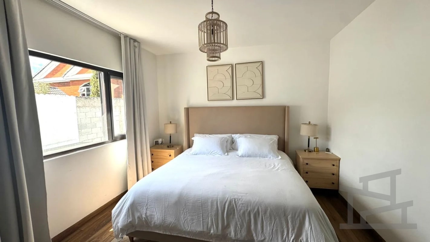 HERMOSA CASA EN VENTA San Cristóbal - Colonia Las Orquideas Sector A1 - A9. — Casa en Venta en Zona 8 Mixco, Guatemala, Ciudad — foto 16 de 17