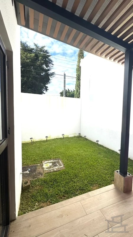 HERMOSA CASA EN VENTA San Cristóbal - Colonia Las Orquideas Sector A1 - A9. — Casa en Venta en Zona 8 Mixco, Guatemala, Ciudad — foto 15 de 17