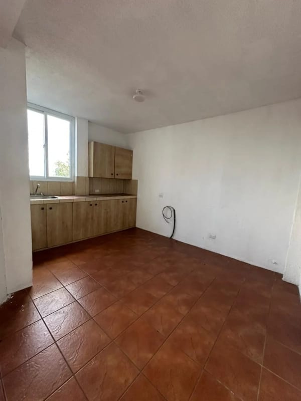 Apartamento en renta| Lomas del Bosque | Zona 11 de Mixco — Apartamento en Alquiler en Zona 11 Mixco, Guatemala, Ciudad — foto 1 de 11