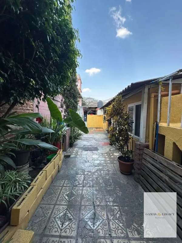 Propiedad para remodelar I Zona 11, Guatemala — Casa en Venta en Zona 11, Guatemala, Ciudad — foto 1 de 5