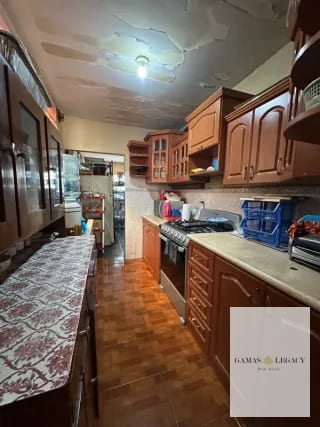 Propiedad para remodelar I Zona 11, Guatemala — Casa en Venta en Zona 11, Guatemala, Ciudad — miniatura 4 de 5