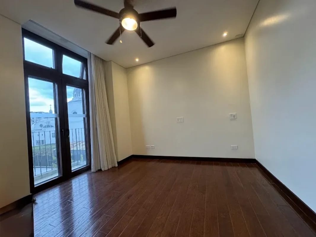 Apartamento en alquiler, Edificio Ramblas de Cayalà, zona 16 — Apartamento en Alquiler en Ramblas de Cayalá, Zona 16, Guatemala, Ciudad — foto 9 de 16