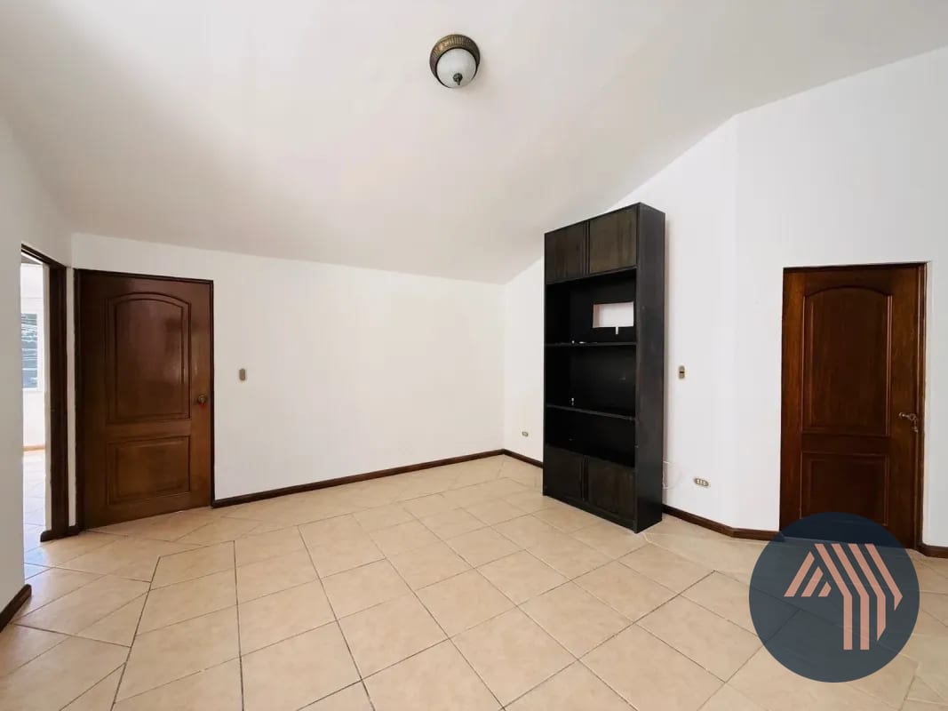 VENTA DE HERMOSA CASA - SAN ANTONIO, KM 16.5 CES — Casa en Venta en San Antonio, Carretera a El Salvador, Guatemala, Ciudad — foto 15 de 17