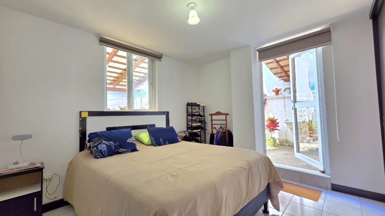 Apartamento en venta en zona 16 con terraza grande. — Apartamento en Venta en Hacienda Real, Zona 16, Guatemala, Ciudad — foto 6 de 16