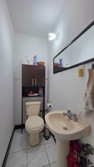 Apartamento en venta en zona 16 con terraza grande. — Apartamento en Venta en Hacienda Real, Zona 16, Guatemala, Ciudad — miniatura 4 de 16