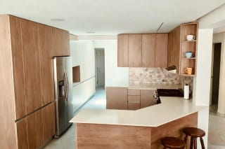 Linda Casa Remodelada en Zona 13 — Casa en Alquiler en Zona 13, Guatemala, Ciudad — miniatura 1 de 5