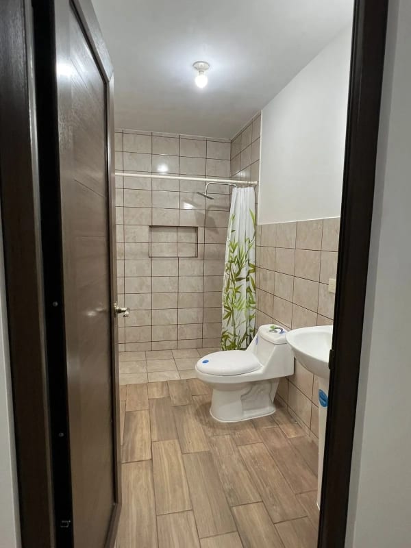 Apartamento en Renta Zona 16 — Apartamento en Alquiler en Zona 16, Guatemala, Ciudad — foto 7 de 12