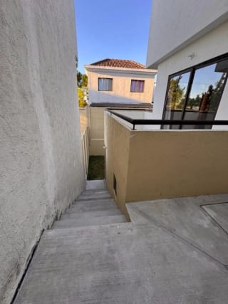 Venta de Casa Vistas de San Isidro Zona 16 — Casa en Venta en Vistas de San Isidro, Zona 16, Guatemala, Ciudad — miniatura 2 de 15