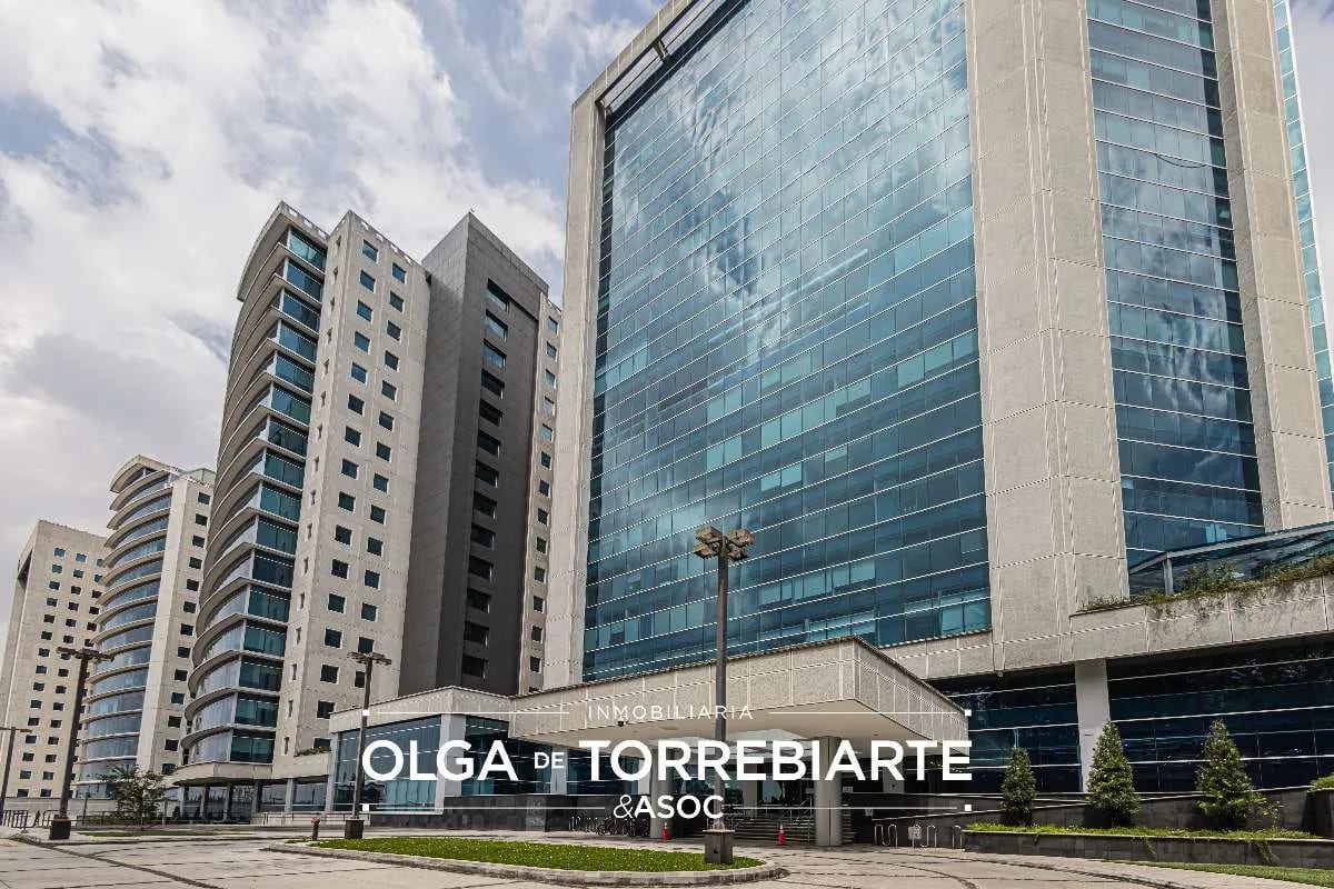 Oficina en Zona Pradera, Zona 10 — Oficina en Alquiler en Zona Pradera, Zona 10, Guatemala, Ciudad — foto 1 de 11