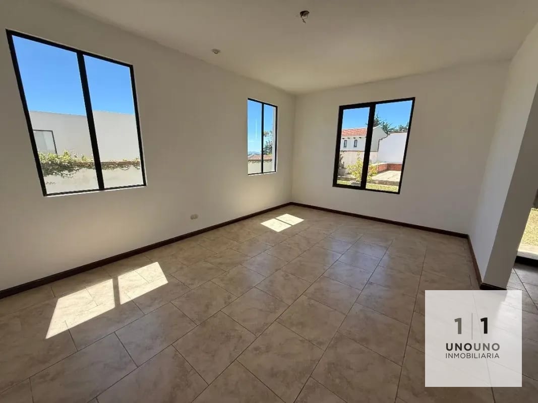 Casa en venta en Lazos de Fraijanes — Casa en Venta en Lazos de Fraijanes, Carretera a El Salvador, Guatemala, Ciudad — foto 8 de 10