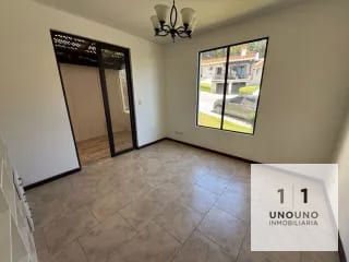 Casa en venta en Lazos de Fraijanes — Casa en Venta en Lazos de Fraijanes, Carretera a El Salvador, Guatemala, Ciudad — miniatura 7 de 10