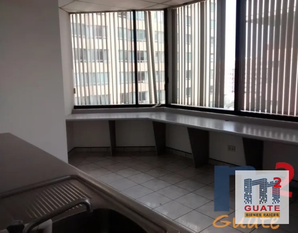 Oficina en Renta, Zona 10 — Oficina en Alquiler en Zona 10, Guatemala, Ciudad — foto 4 de 10