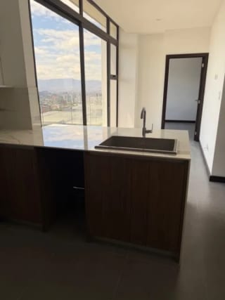 Apartamento en  RENTA en zona 15, VH II — Apartamento en Alquiler en Zona 15, Guatemala, Ciudad — miniatura 2 de 12