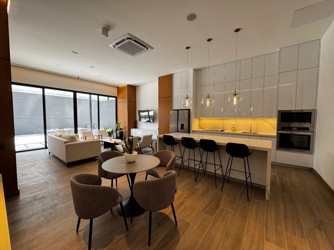 Apartamento en venta para amantes de las vistas y los aviones — Apartamento en Venta en Zona 14, Guatemala, Ciudad — foto 4 de 17
